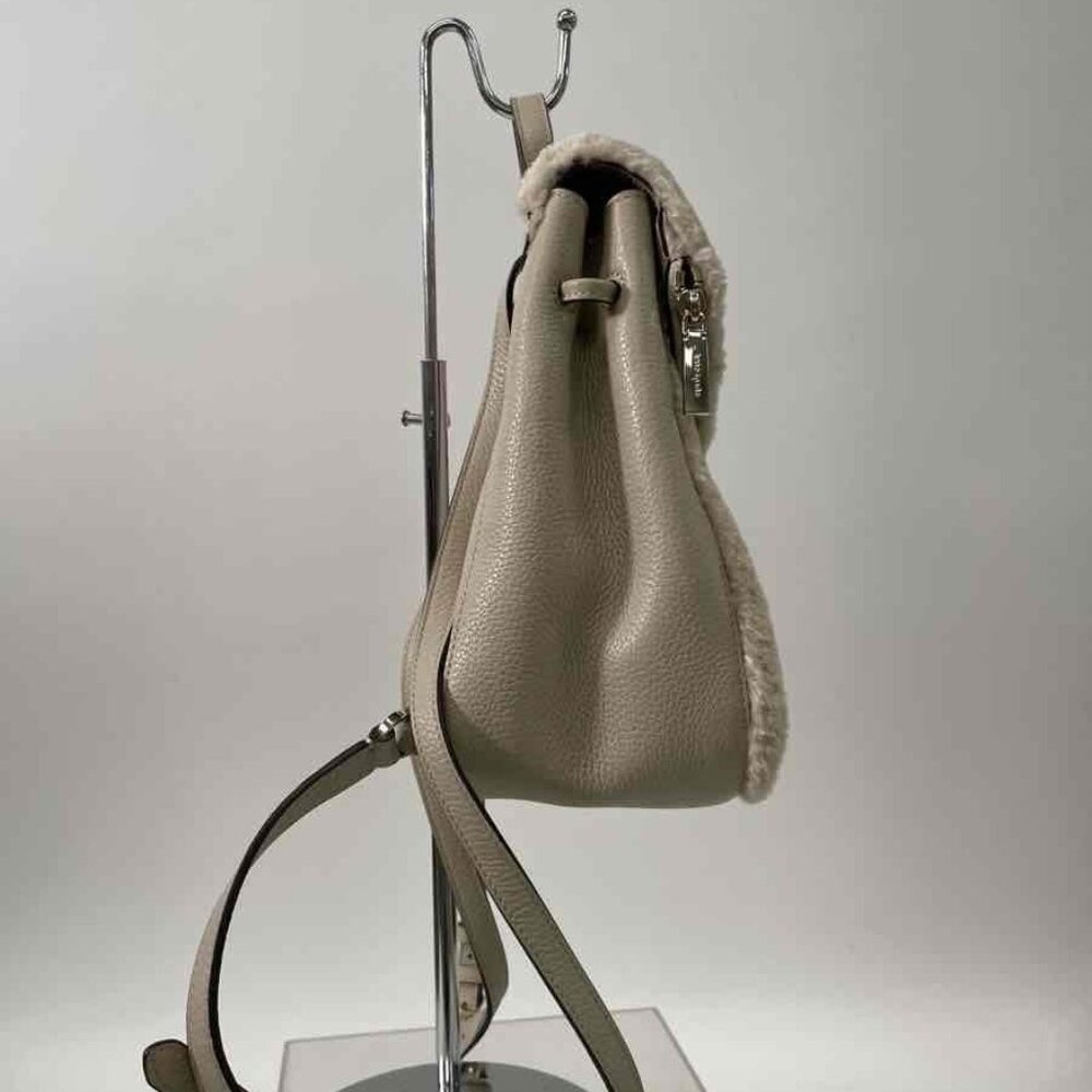 NWT Kate Spade Leila Leather Flap Backpack Faux Shearling in Light Sand - Picture 4 of 9
